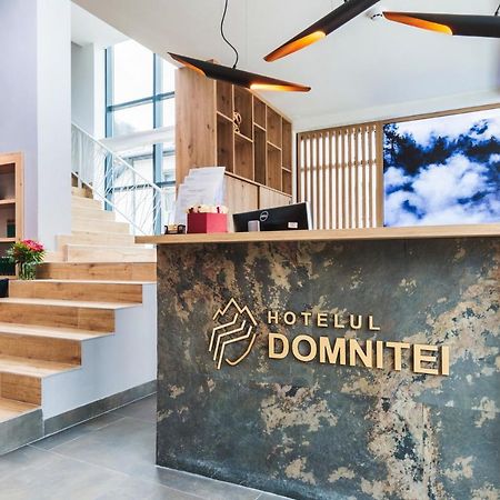 Hotel Domnitei Călimăneşti 외부 사진