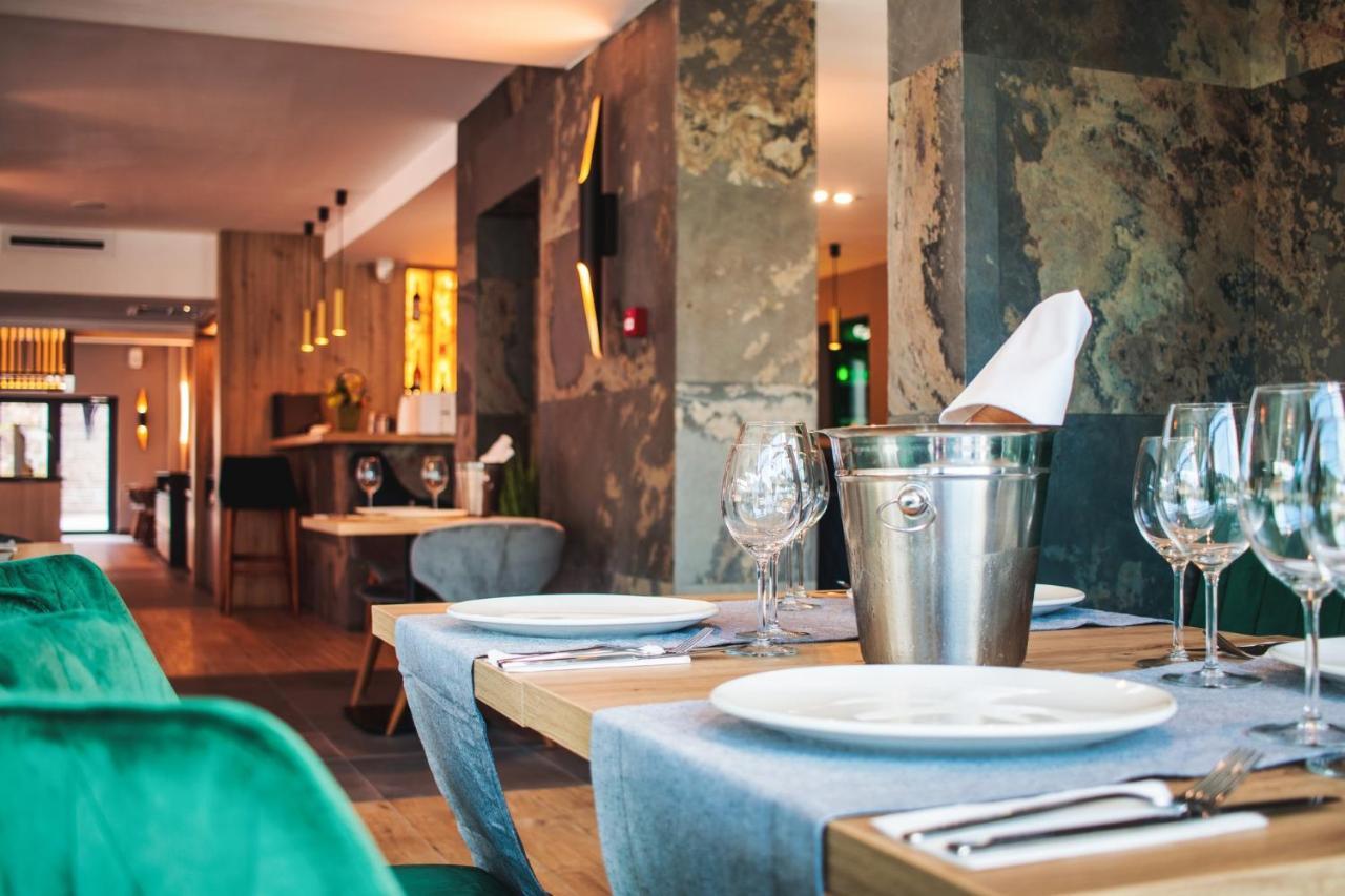 Hotel Domnitei Călimăneşti 외부 사진