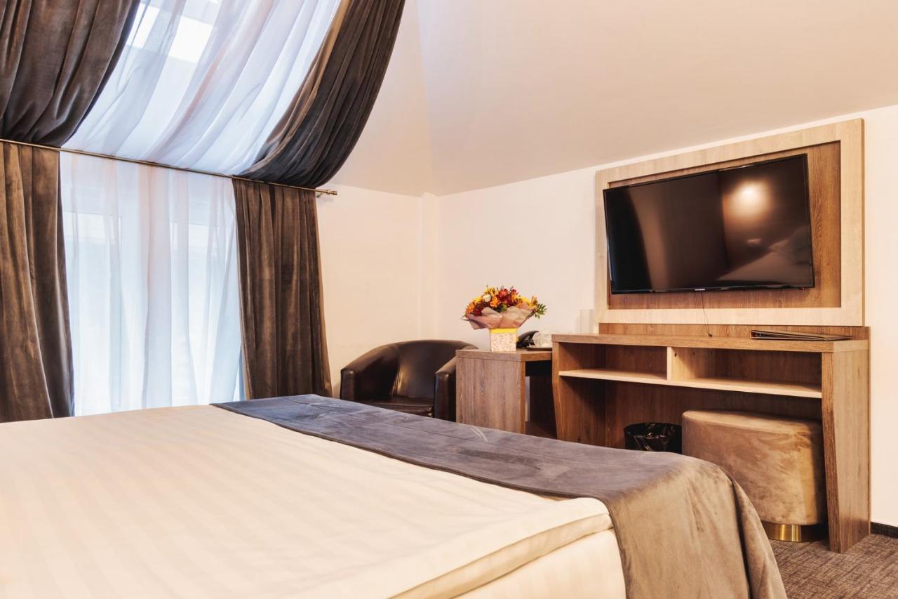 Hotel Domnitei Călimăneşti 외부 사진