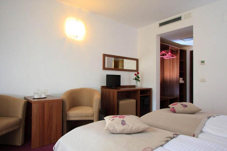 Hotel Domnitei Călimăneşti 외부 사진
