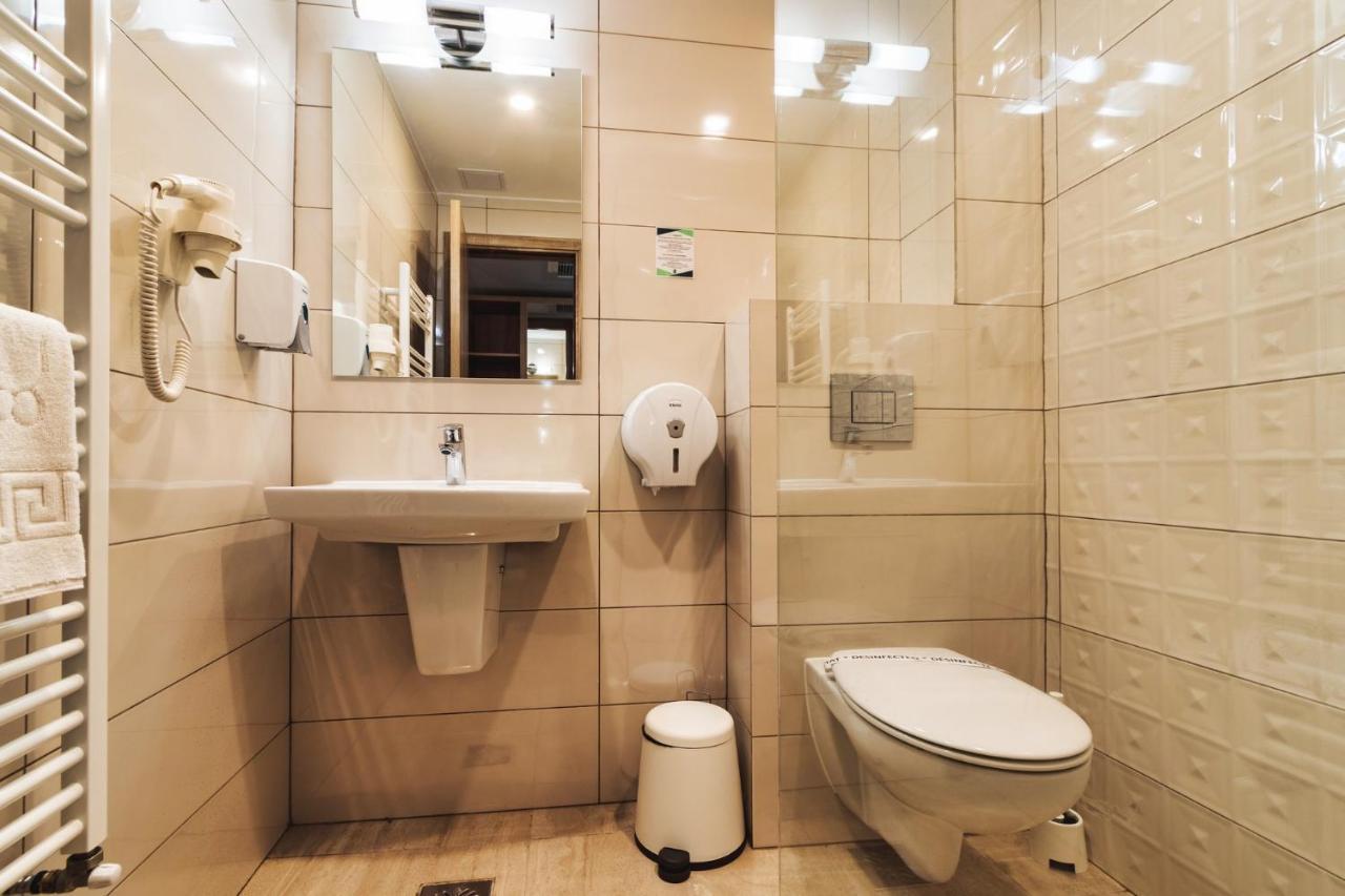 Hotel Domnitei Călimăneşti 외부 사진