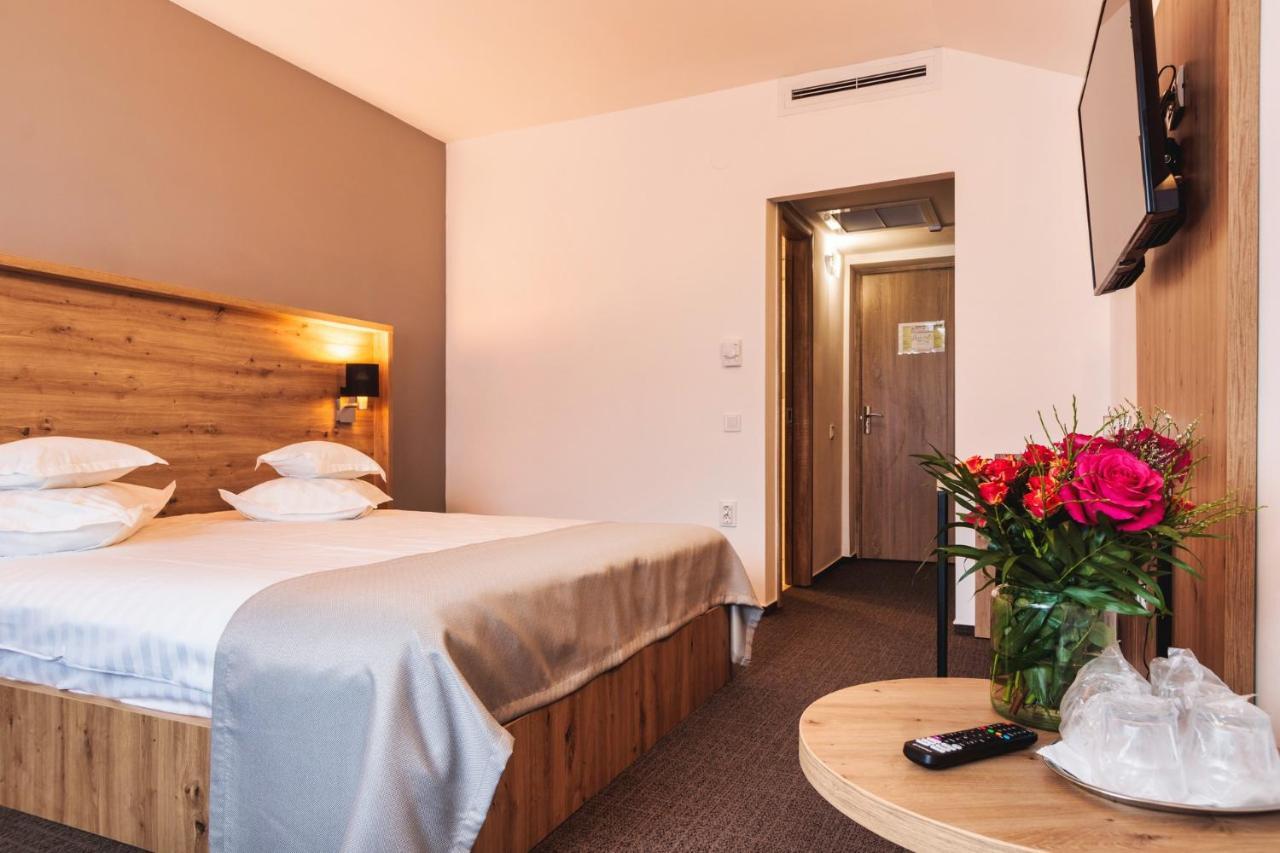 Hotel Domnitei Călimăneşti 외부 사진